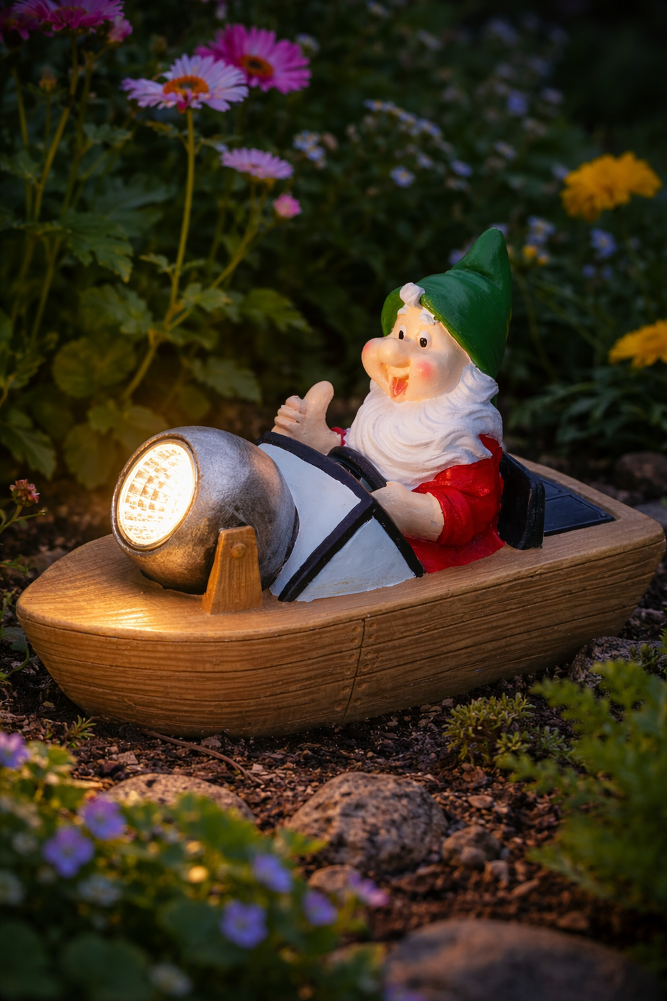 tuinkabouter met verlichting