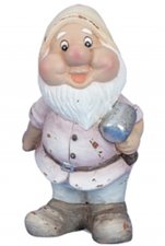 Pastel kleurige tuinkabouter met hamer (ca.17,5cm)